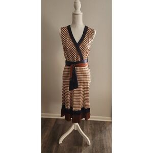 BCBGMAXAZRIA 100% Silk Geometric Print Wrap Midi Dress Navy - Tan - Rust Size 4